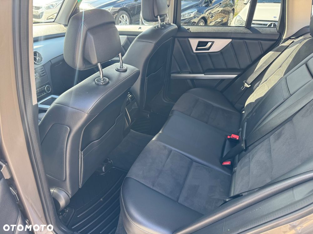 Mercedes-Benz GLK 250 CDI DPF 4Matic BlueEFFICIENCY 7G-TRONIC SPORT EDITION - 19