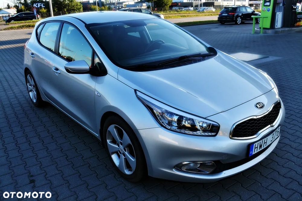 Kia Ceed 1.4 CVVT Attract - 2