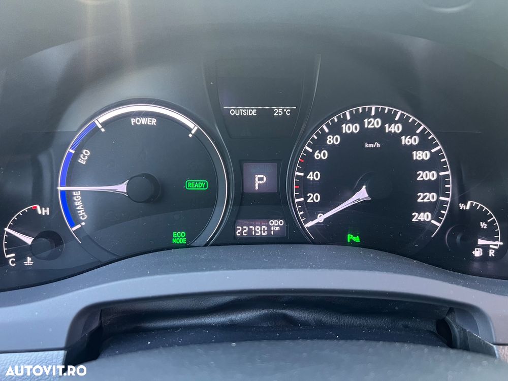 Lexus Seria NX 300h F Sport - 13
