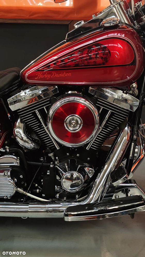 Harley-Davidson Softail Heritage Classic - 34