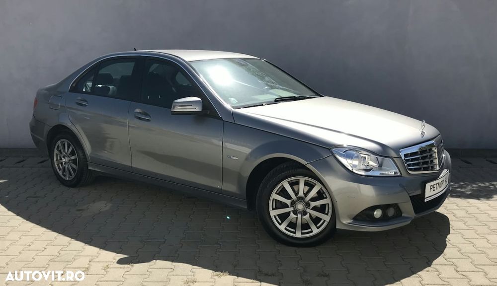 Mercedes-Benz C 200 CDI DPF (BlueEFFICIENCY) - 3