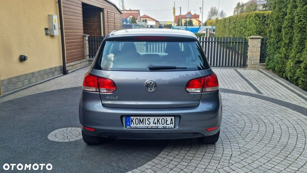 Volkswagen Golf - 5