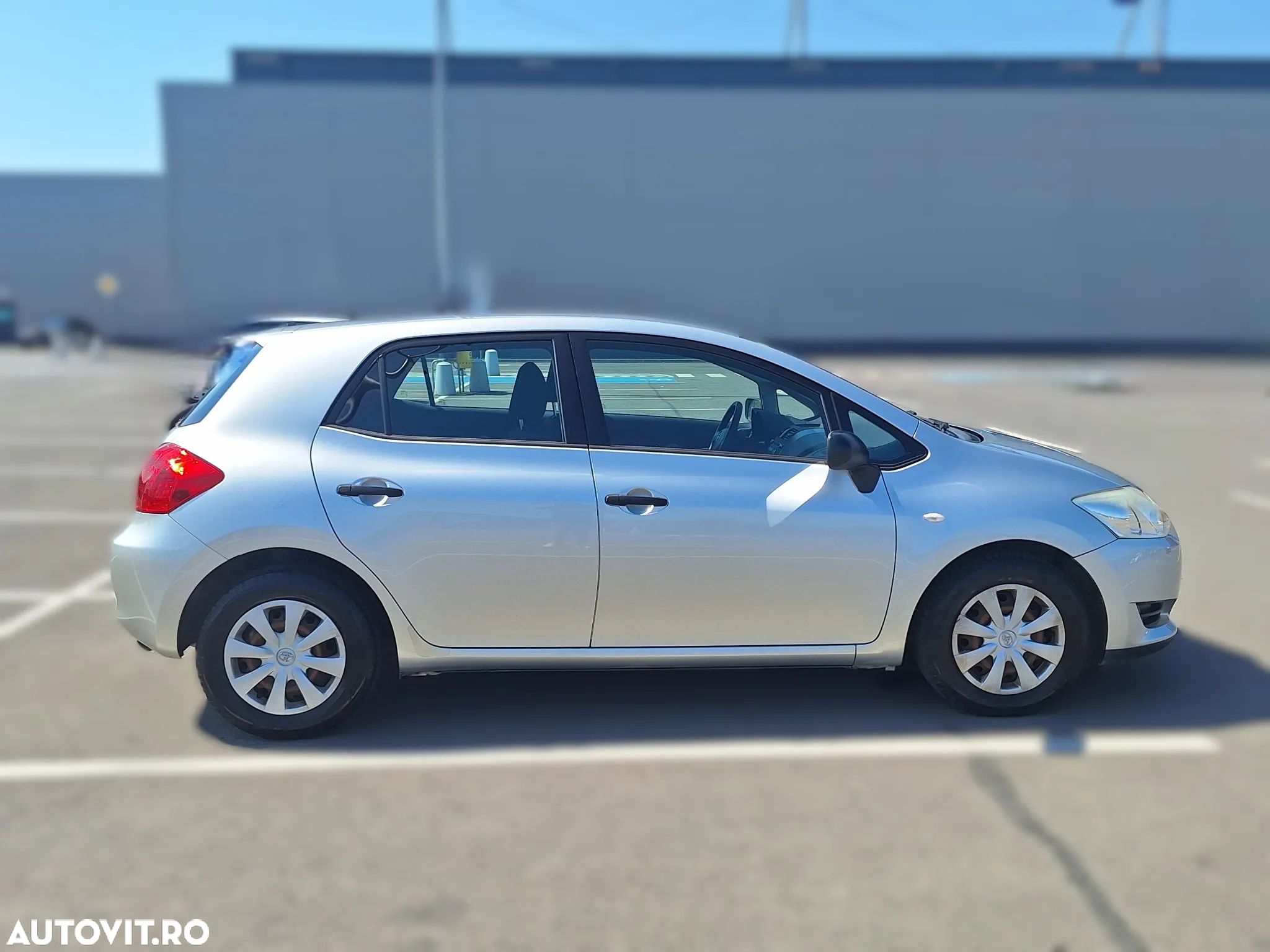Toyota Auris - 1