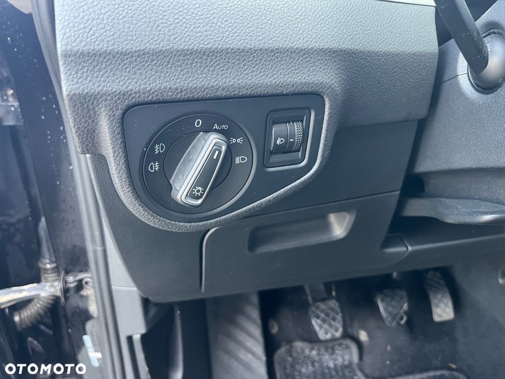 Volkswagen Golf Sportsvan - 22