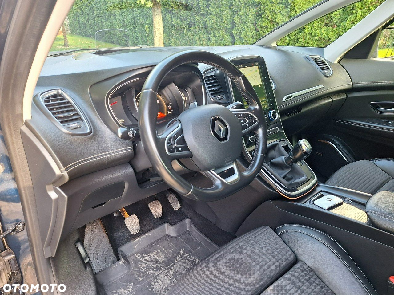 Renault Scenic ENERGY TCe 130 BOSE EDITION - 7