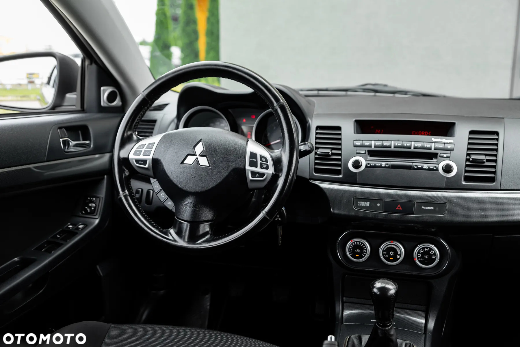 Mitsubishi Lancer 1.8 Inform - 29