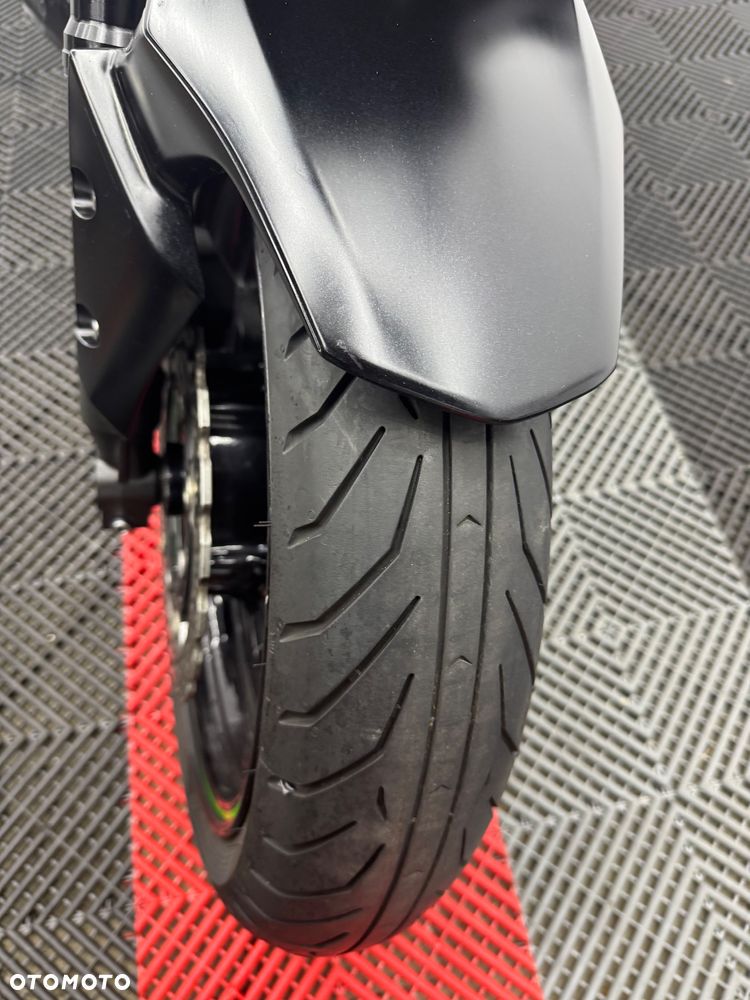 Kawasaki Z - 38