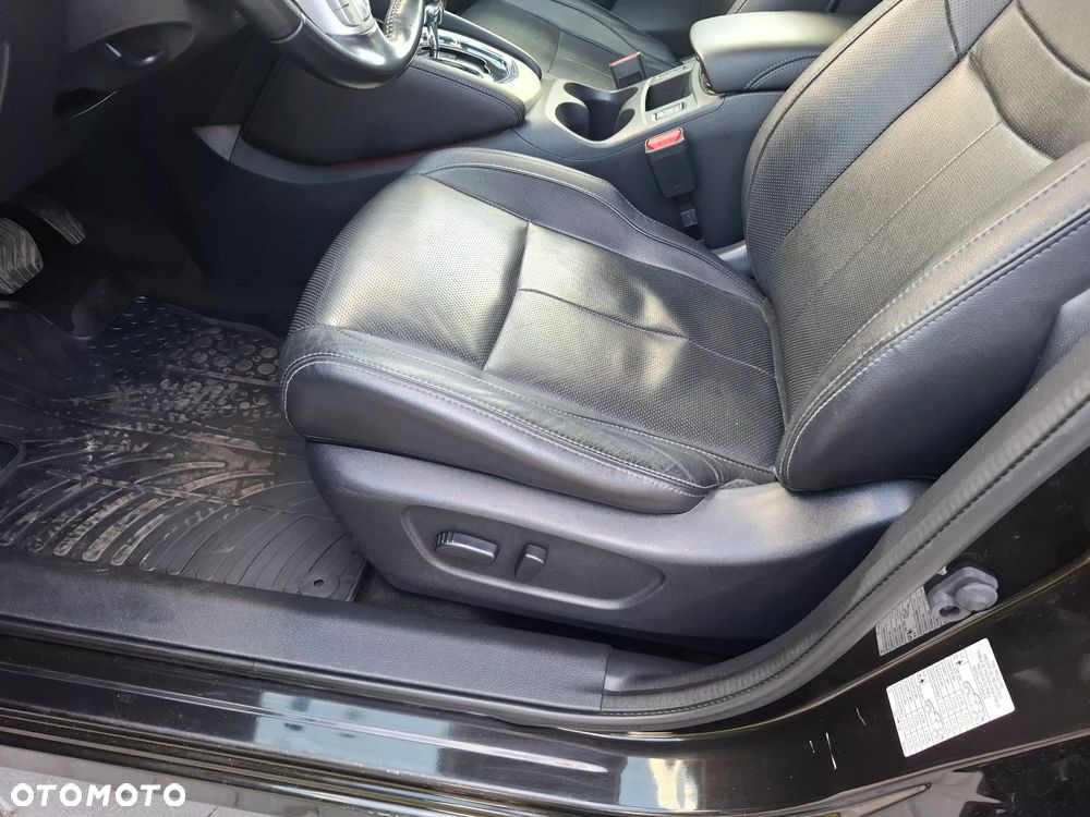 Nissan Qashqai 1.6 dCi Xtronic TEKNA+ - 15