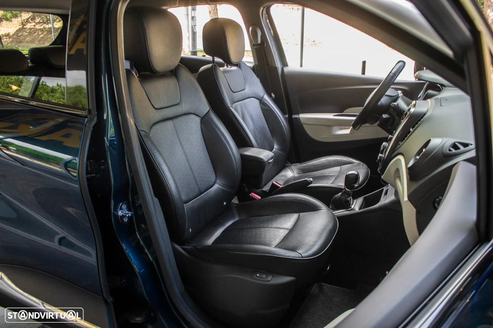 Renault Captur ENERGY TCe 120 EDC Intens - 25