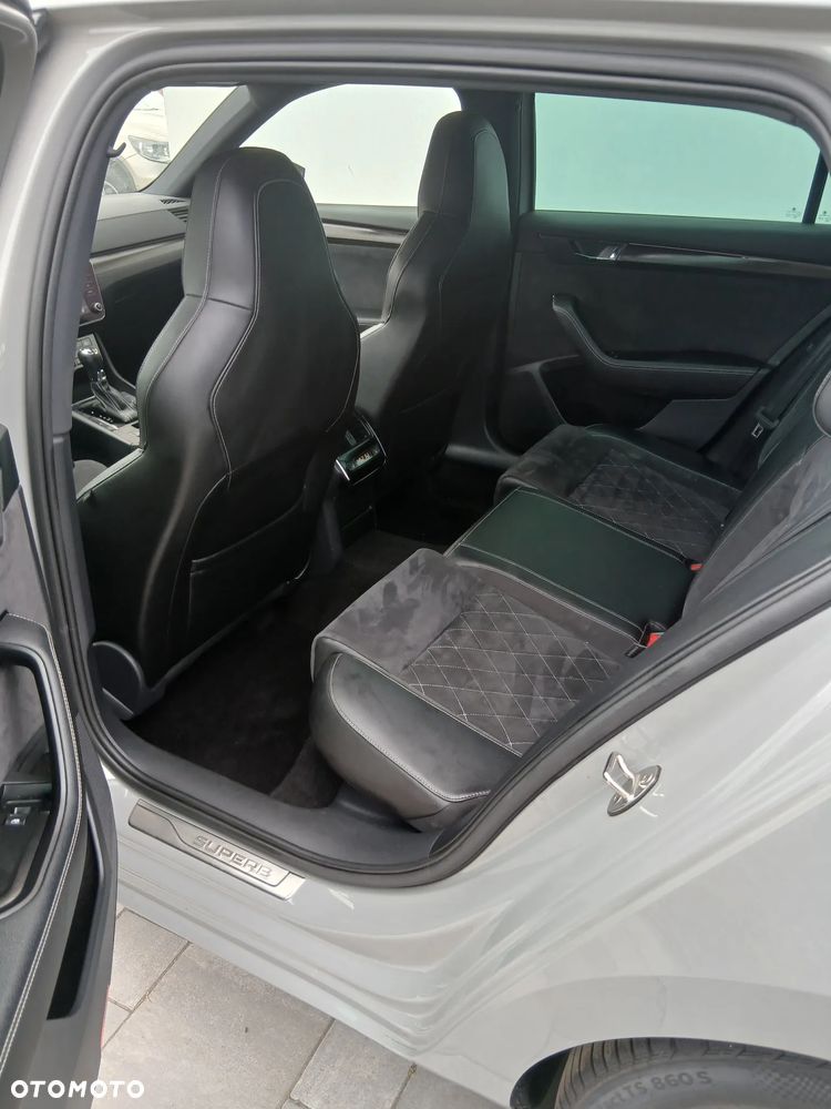 Skoda Superb 1.5 TSI ACT Sportline DSG - 22