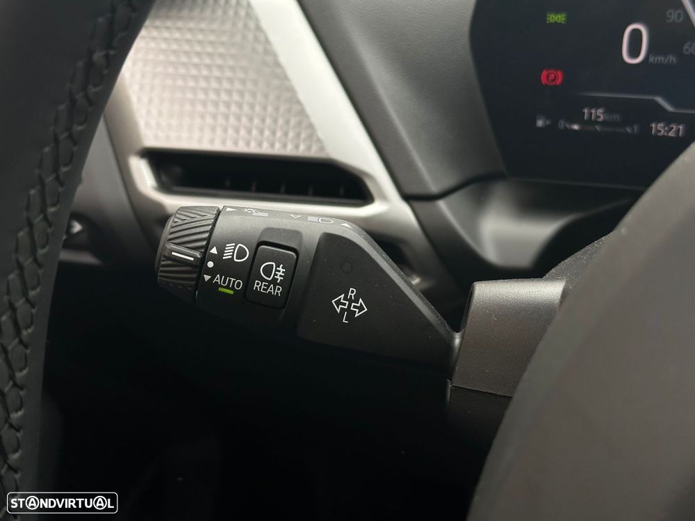 BMW 116 d Pack Desportivo M Auto - 16