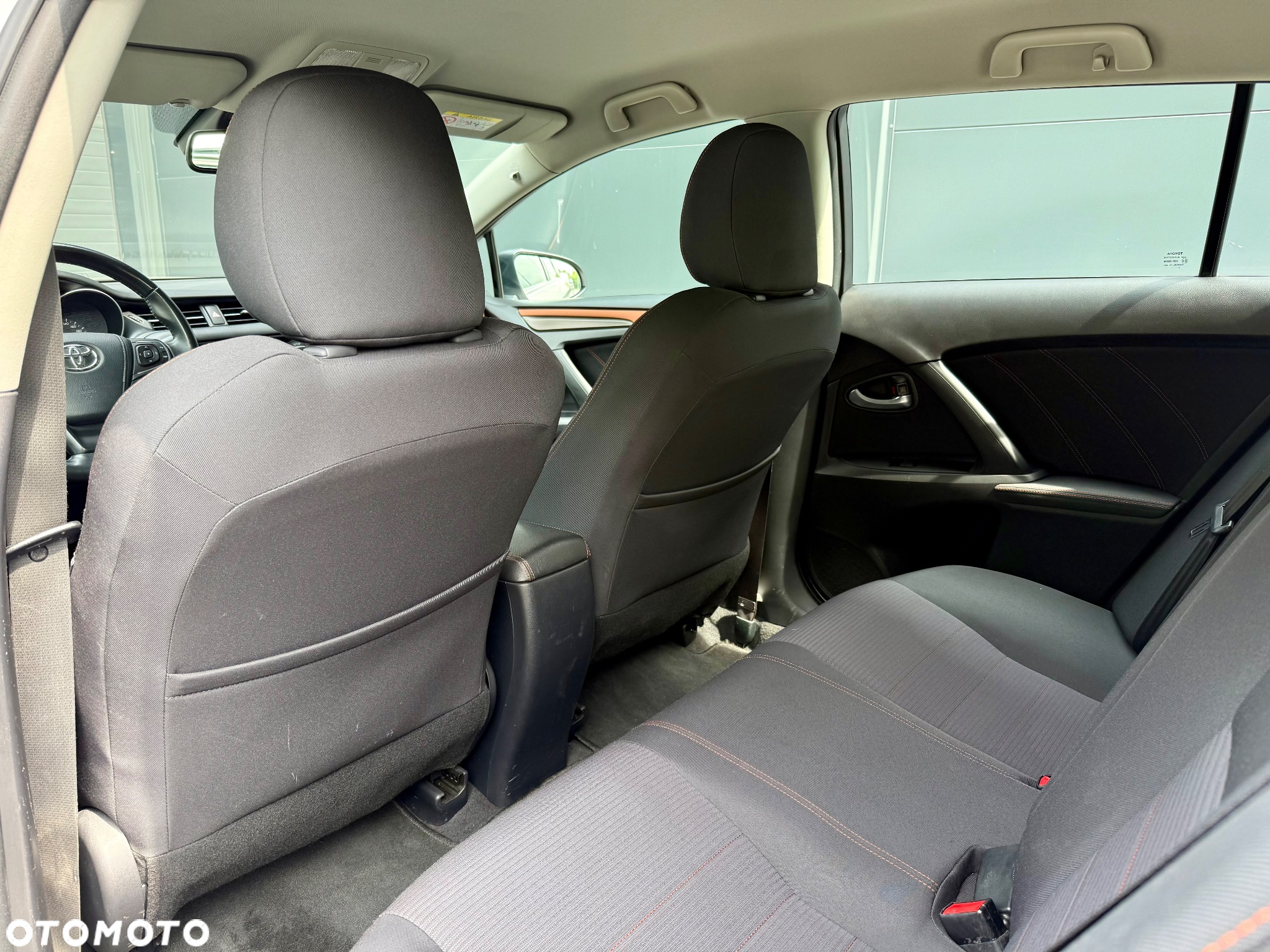 Toyota Avensis - 20