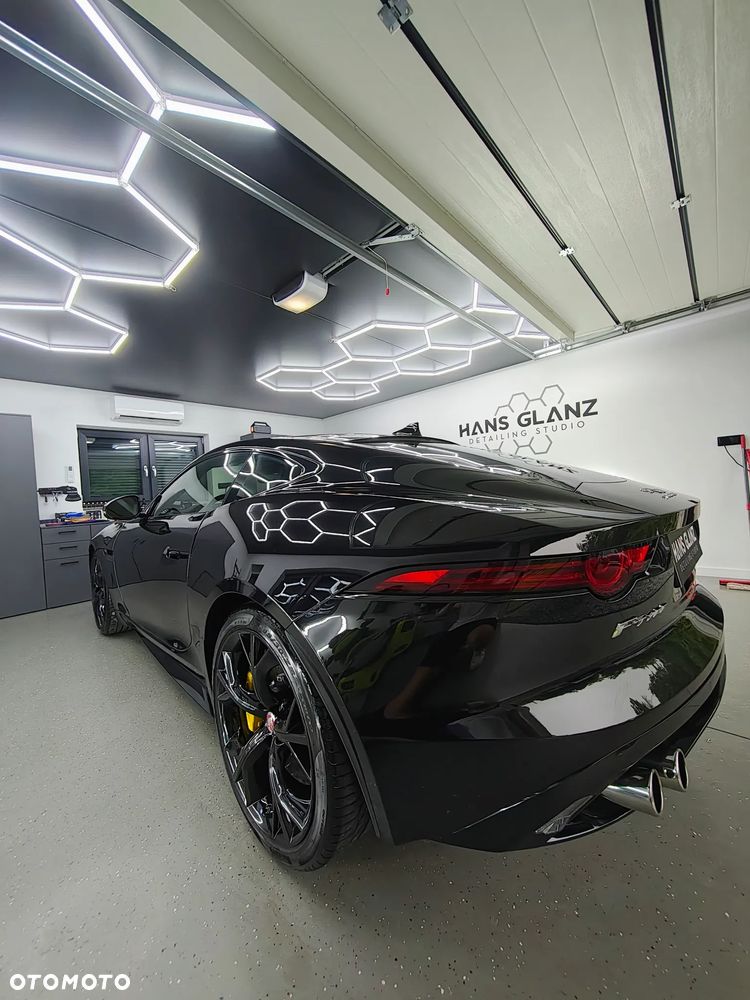 Jaguar F-Type R AWD - 15