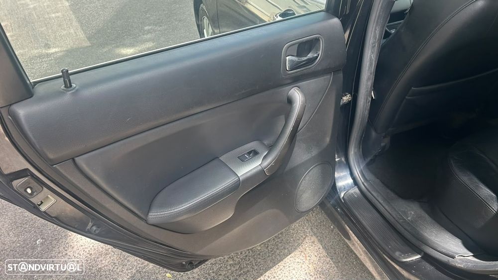 Honda Accord Tourer 2.2 i-CTDi Executive - 12