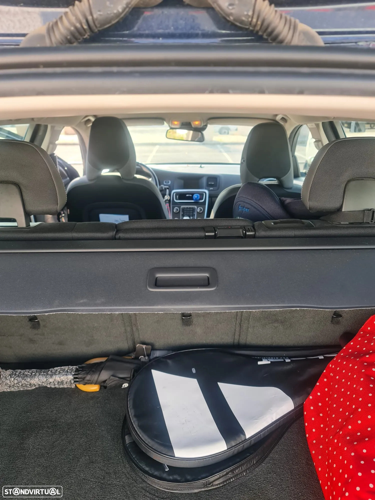 Volvo V60 2.0 D4 Momentum - 11