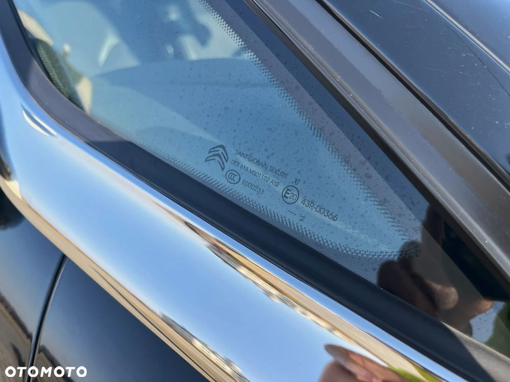 Citroën DS5 e-HDi 110 EGS6 Chic - 39