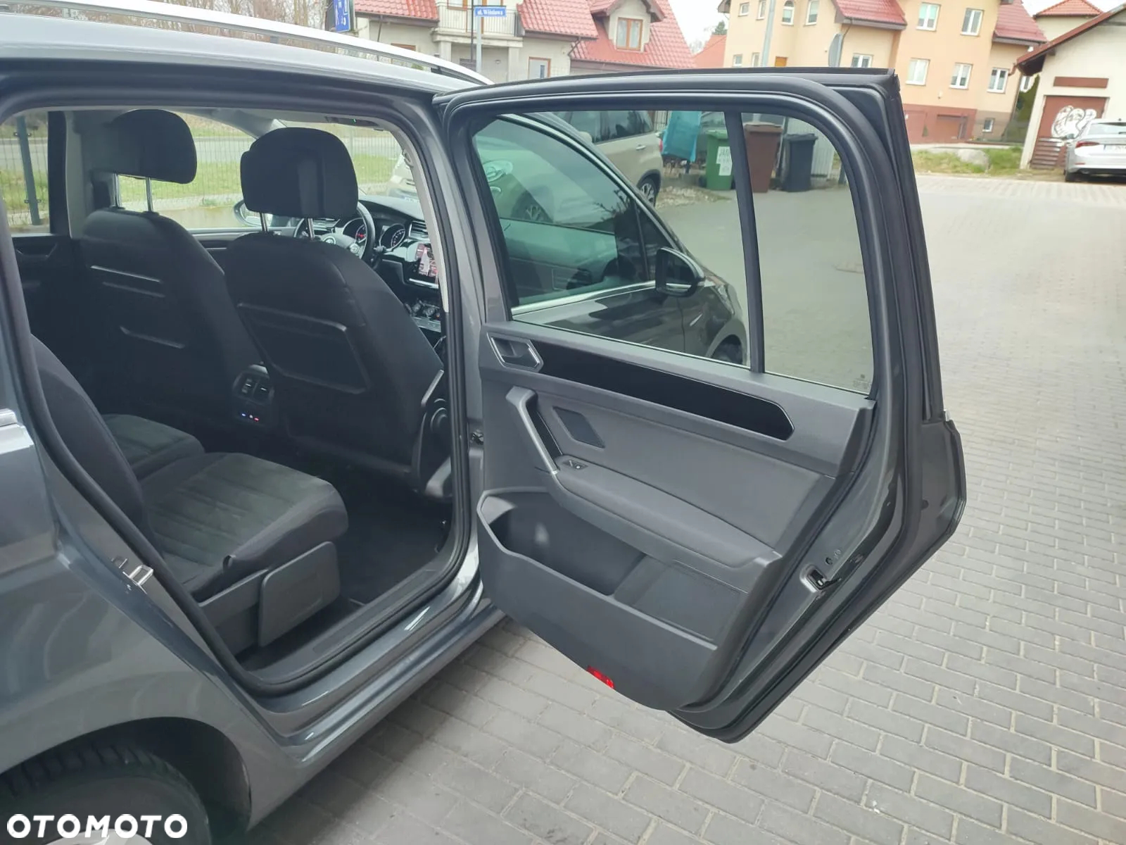 Volkswagen Touran 1.6 TDI SCR (BlueMotion Technology) DSG Comfortline - 14
