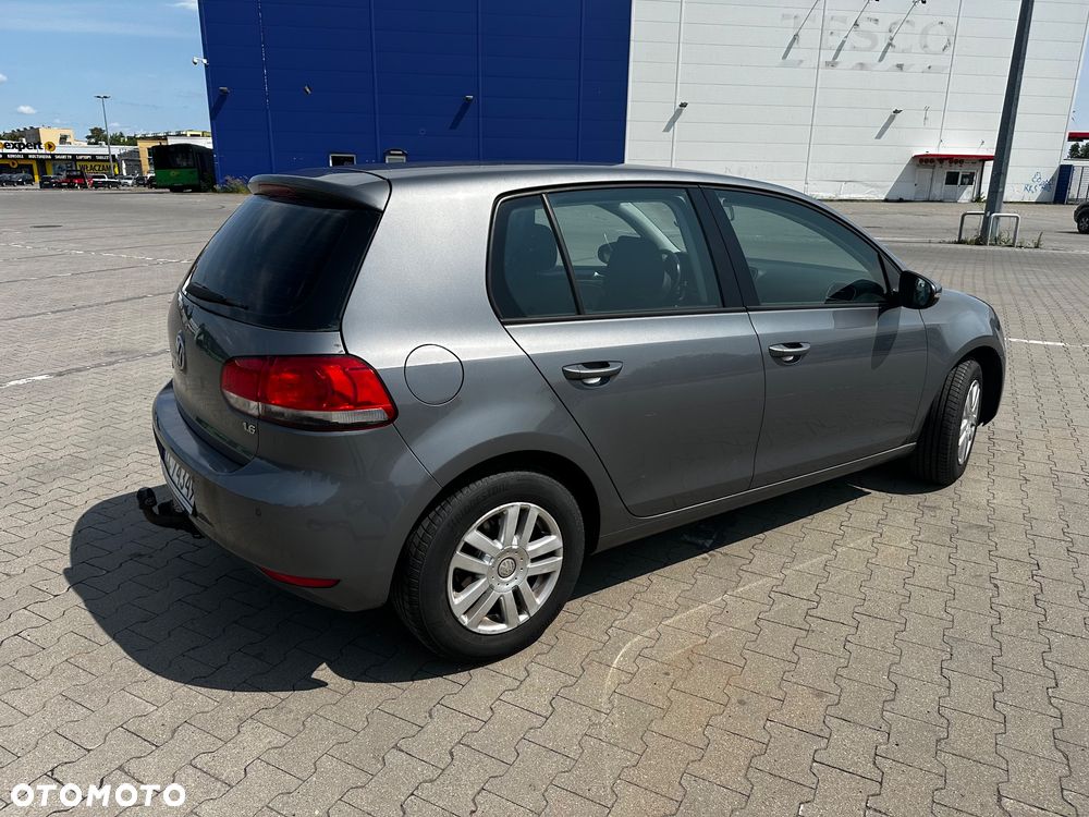 Volkswagen Golf 1.6 Trendline - 4
