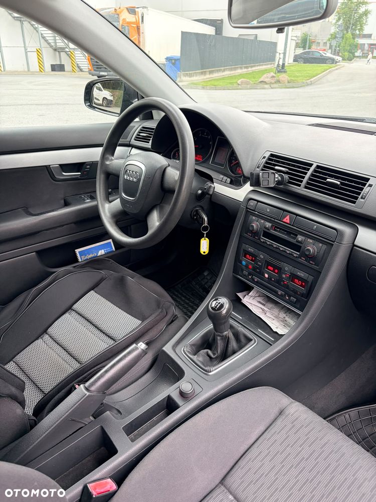 Audi A4 Avant - 15
