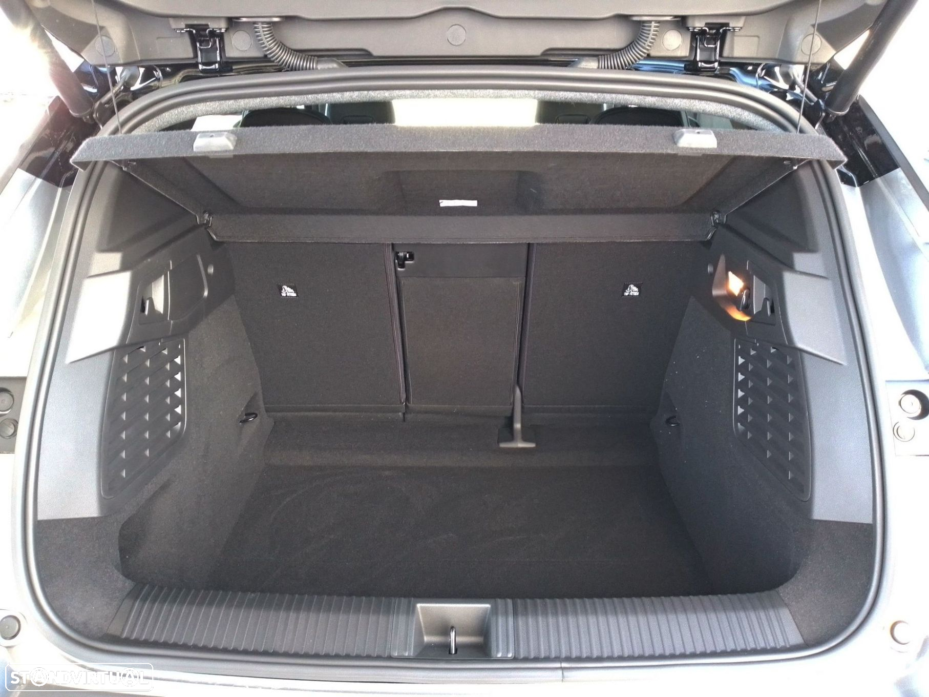 Renault Scénic E-Tech 87 kWh Iconic - 27