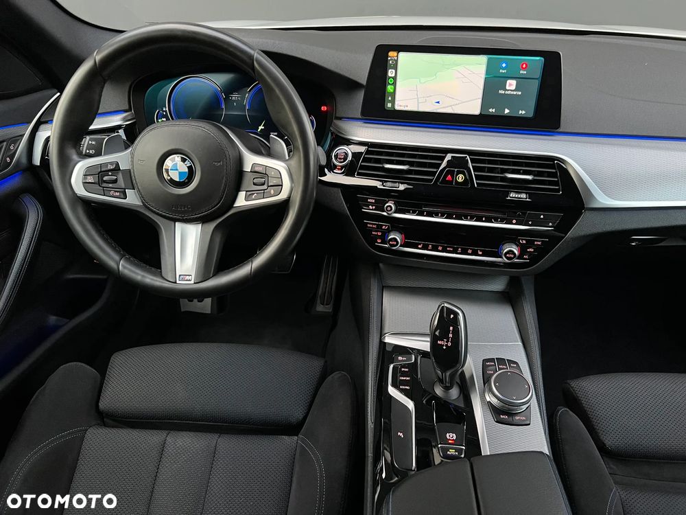 BMW Seria 5 530i xDrive M Sport sport - 13