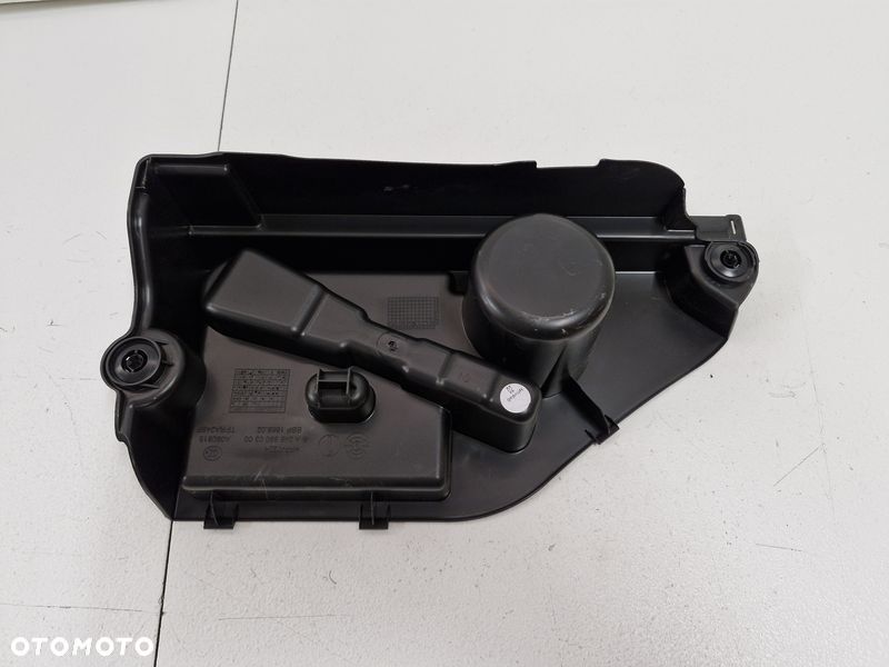 MERCEDES A W176 WKŁAD BAGAŻNIKA UCHO TRÓJKĄT OSTRZEGAWCZY A2468900300 - 4