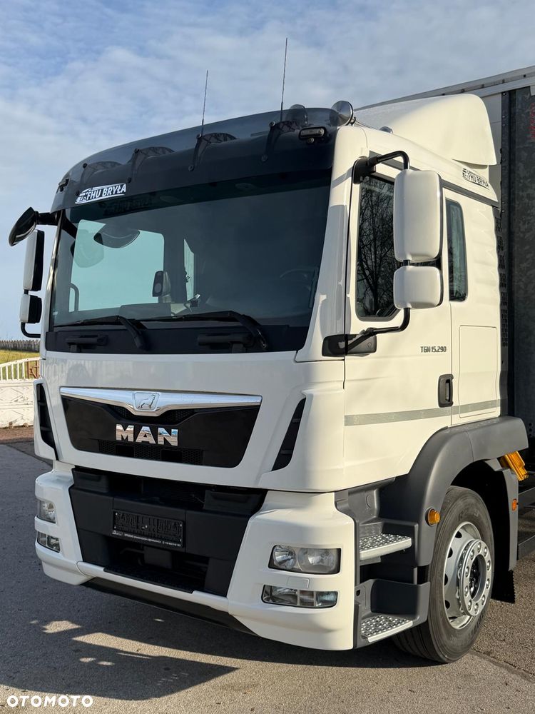 MAN TGM 15.290 / FIRANKA / 2016R / KLIMA POSTOJOWA /SPROWADZONY/ 8T ŁADOWNOŚĆ / 17 PALET / E6  / WINDA / - 9