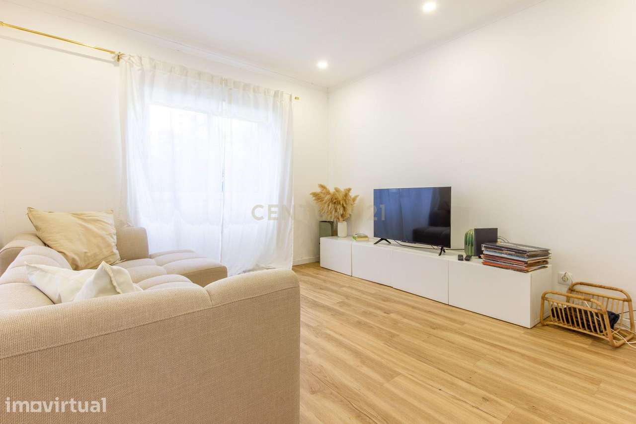 Casa T3 com Jardim em Charneca de Caparica, Almada - Grande imagem: 3/25