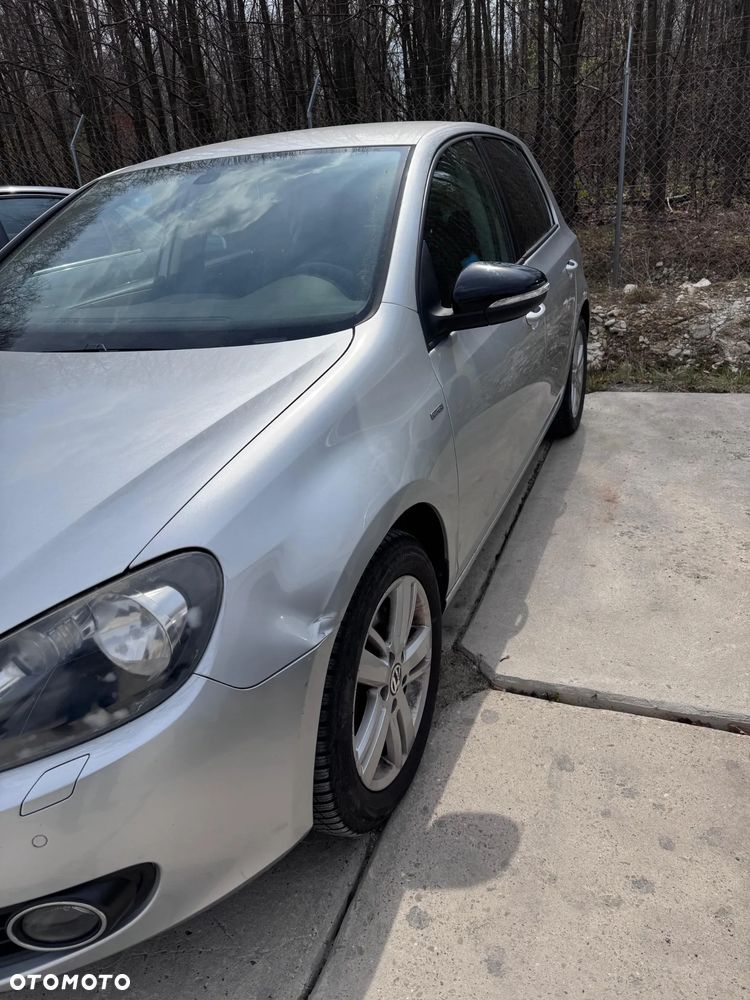 Volkswagen Golf 2.0 TDI DPF BlueMotion Technology MATCH - 3