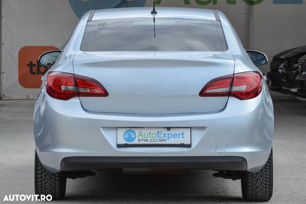 Opel Astra 1.6 TWINPORT ECOTEC Enjoy - 25