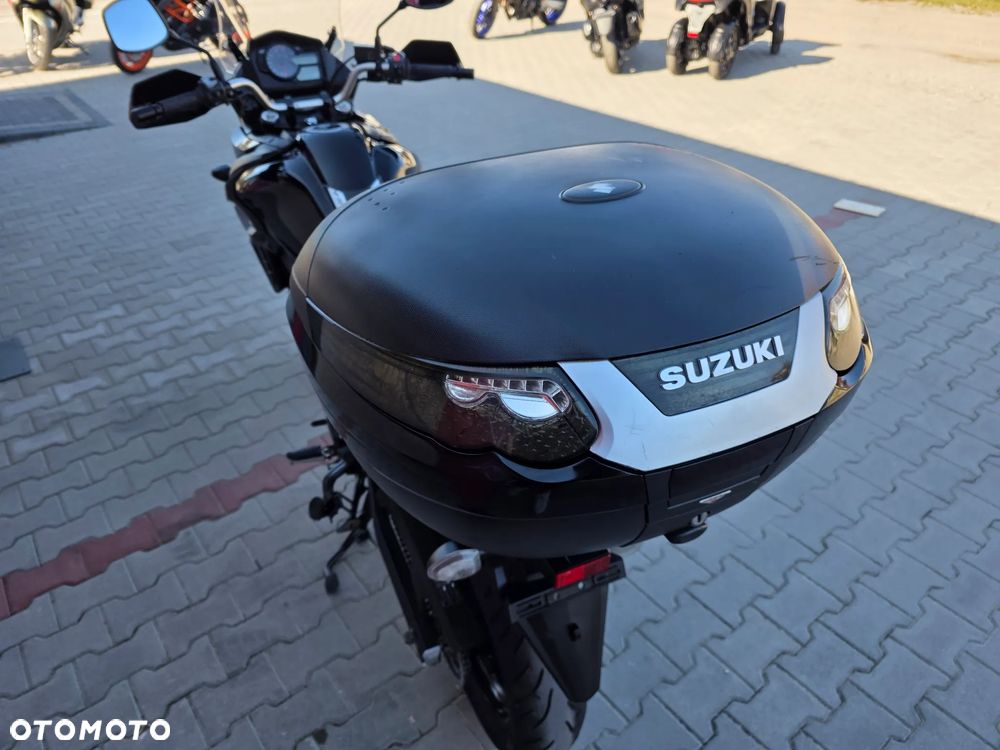 Suzuki V-STROM - 15