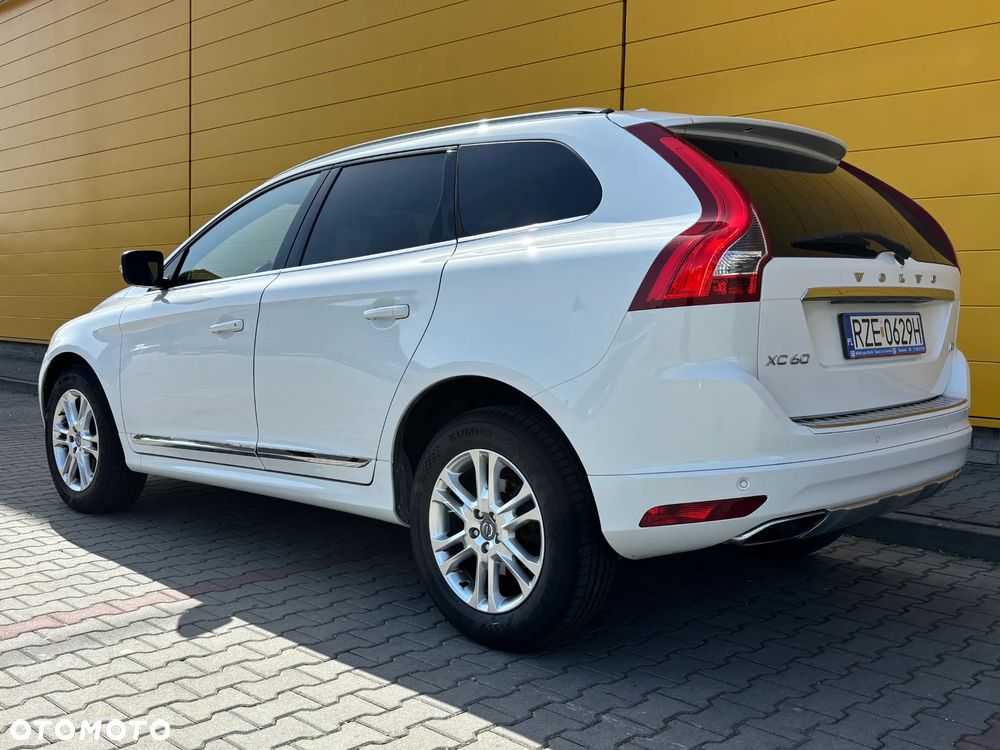 Volvo XC 60 D4 Drive-E Summum - 5