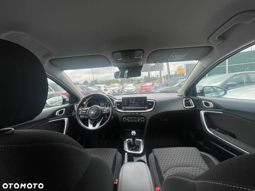 Kia Ceed 1.6 CRDi SCR M - 18
