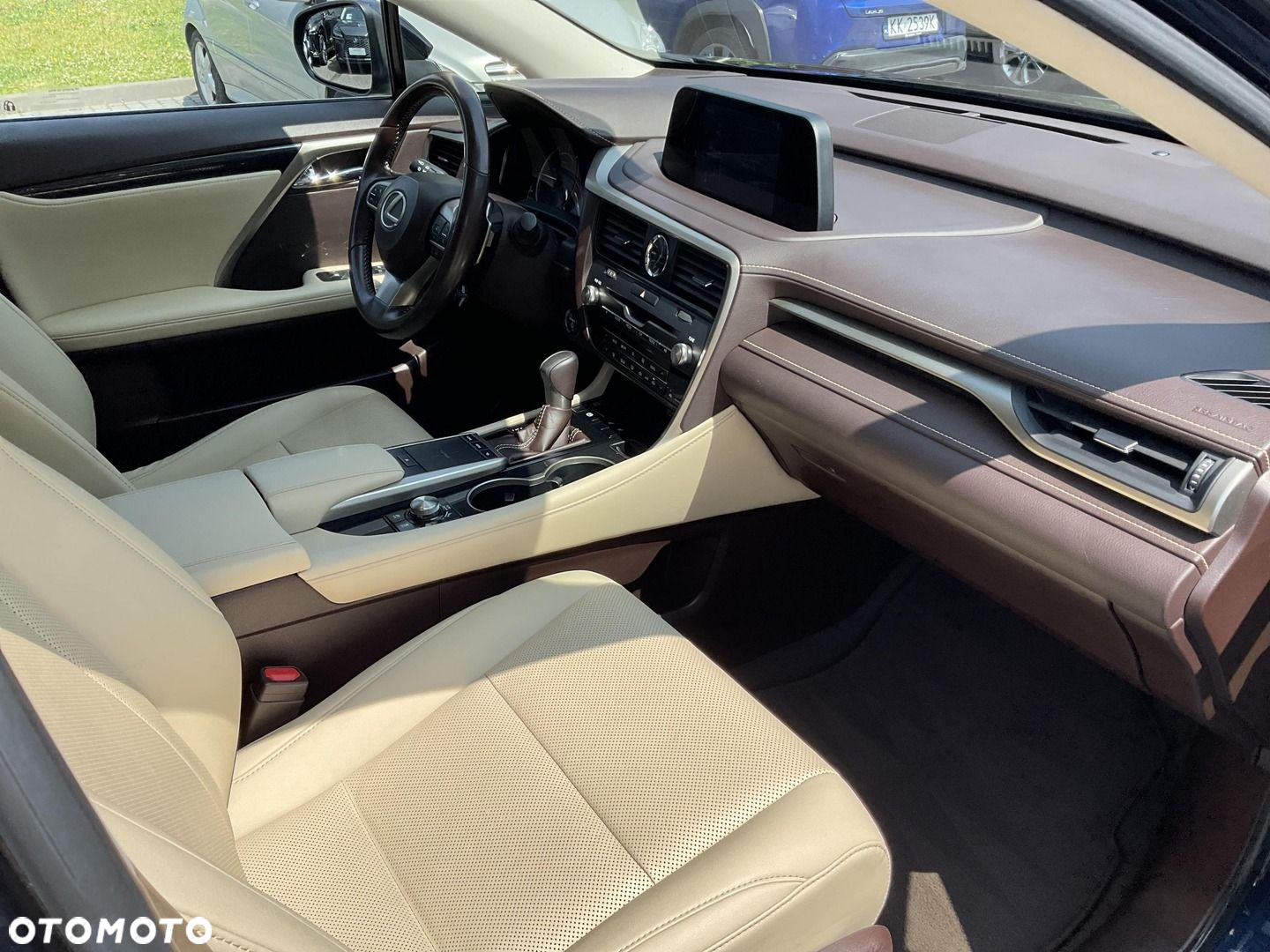 Lexus RX 450h Business Edition - 21