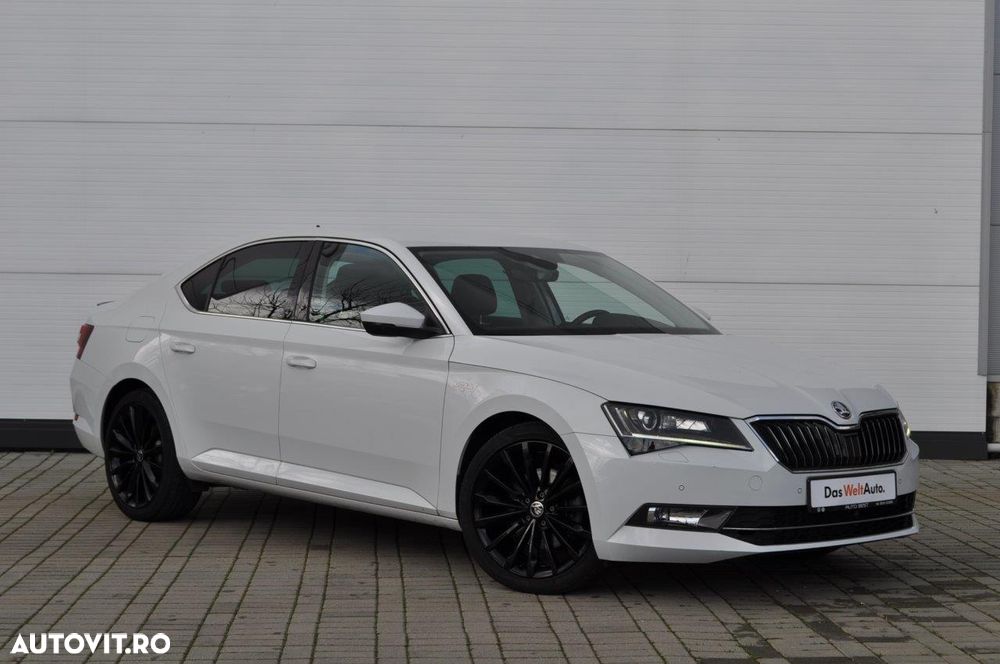 Skoda Superb 2.0 TDI DSG 4X4 Laurin & Klement - 4