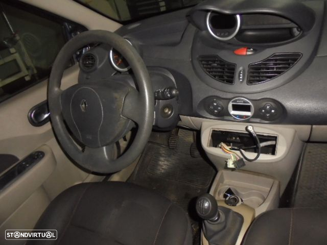 Carro MOT: D4F772 CXVEL: JB1521 RENAULT TWINGO 2 FASE 1 2007 1.2I 75CV 3P CINZA GASOLINA - 9