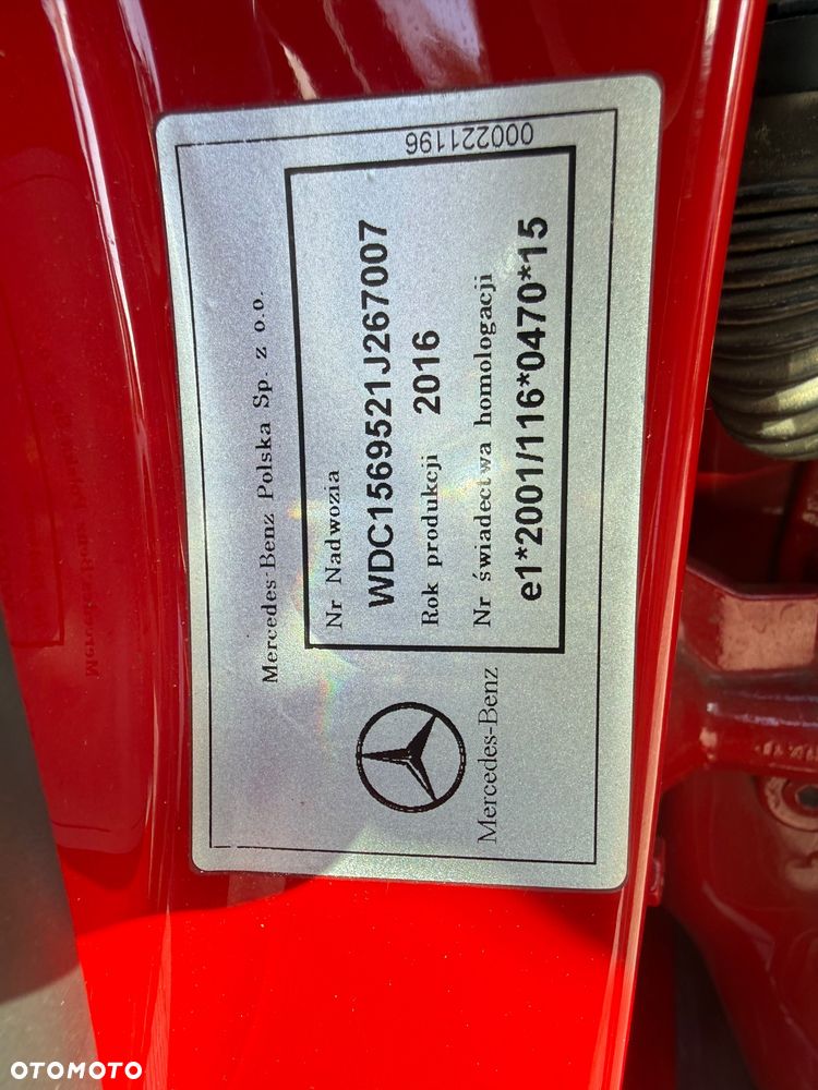 Mercedes-Benz GLA - 12