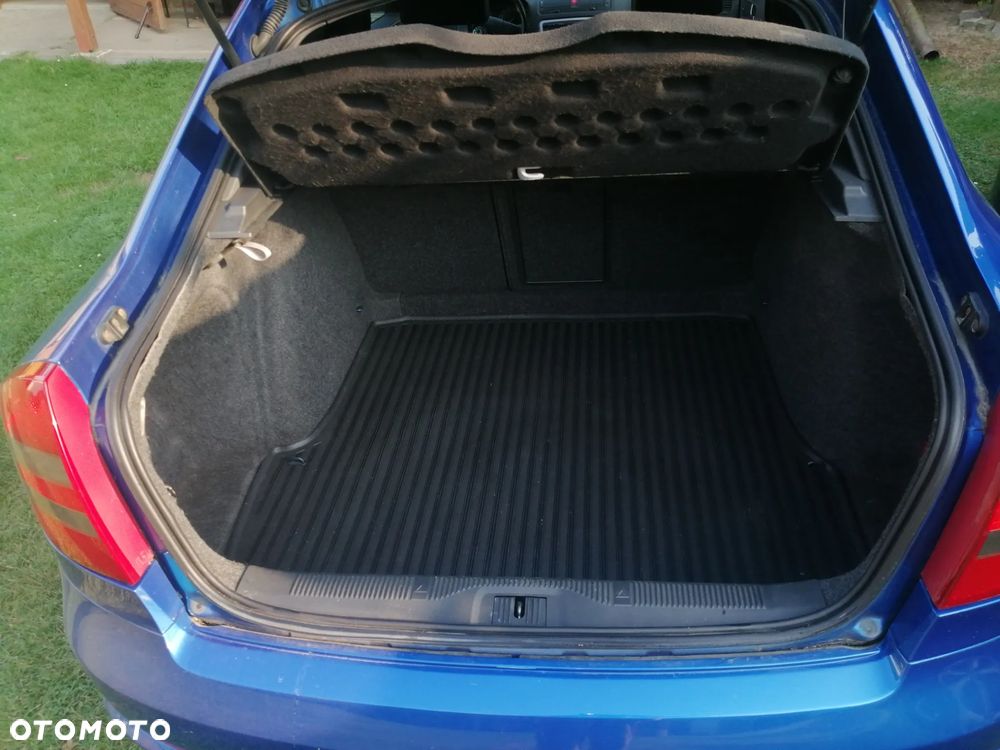 Skoda Octavia 2.0 TDI DPF RS - 10