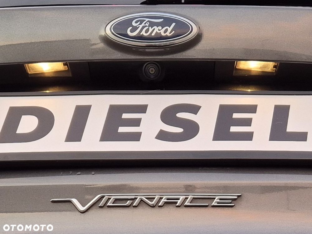 Ford Kuga 2.0 TDCi 4x4 Vignale - 11