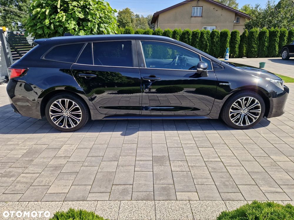 Toyota Corolla 2.0 Hybrid Executive - 10