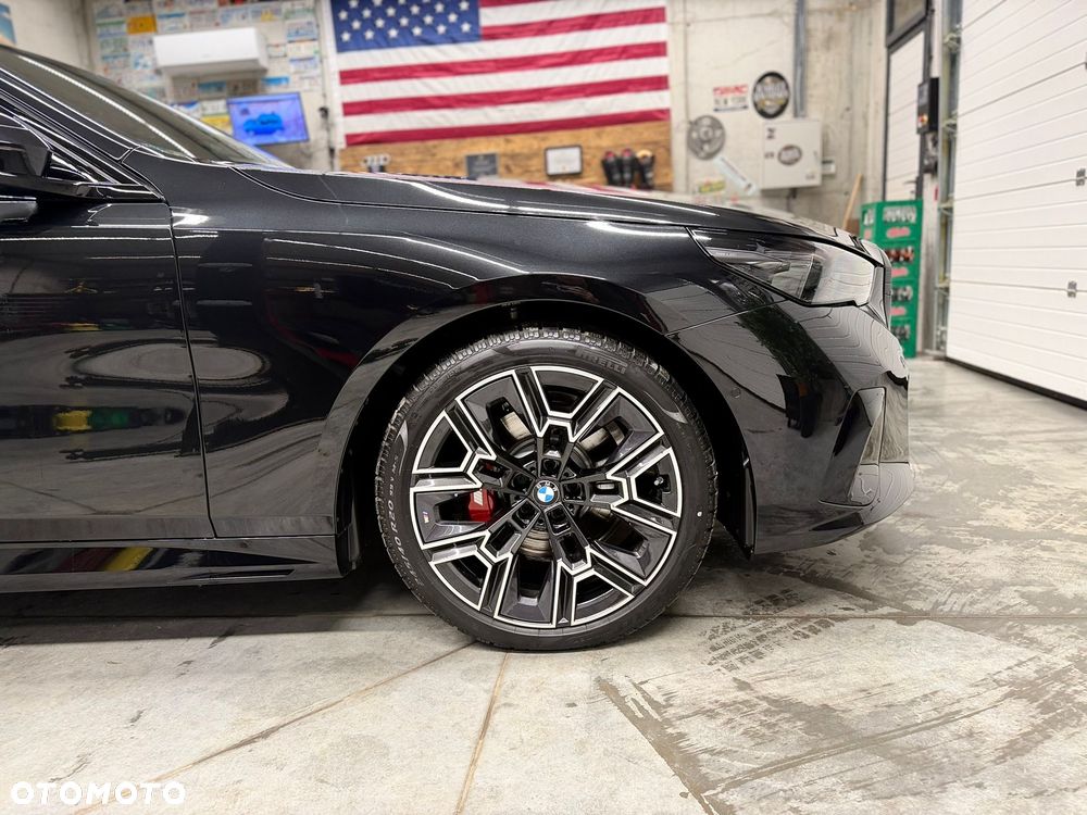 BMW Seria 5 520d xDrive mHEV M Sport - 13