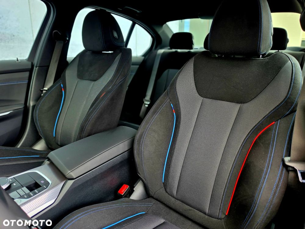 BMW Seria 3 320i xDrive M Sport - 20