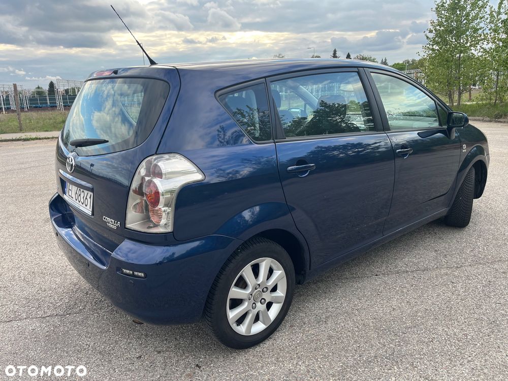 Toyota Corolla Verso 1.8 Prestige - 12