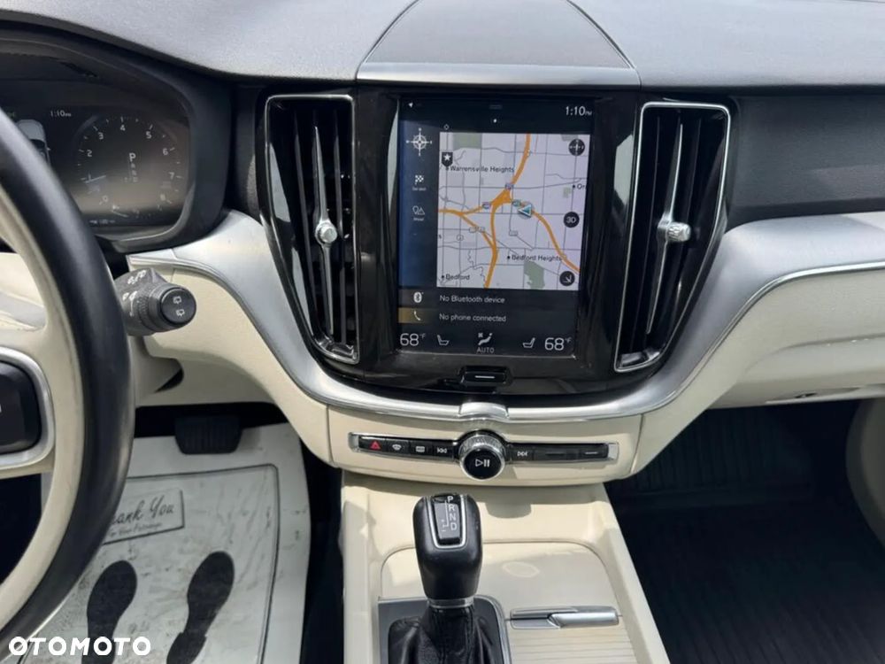 Volvo XC 60 T6 AWD Momentum - 18