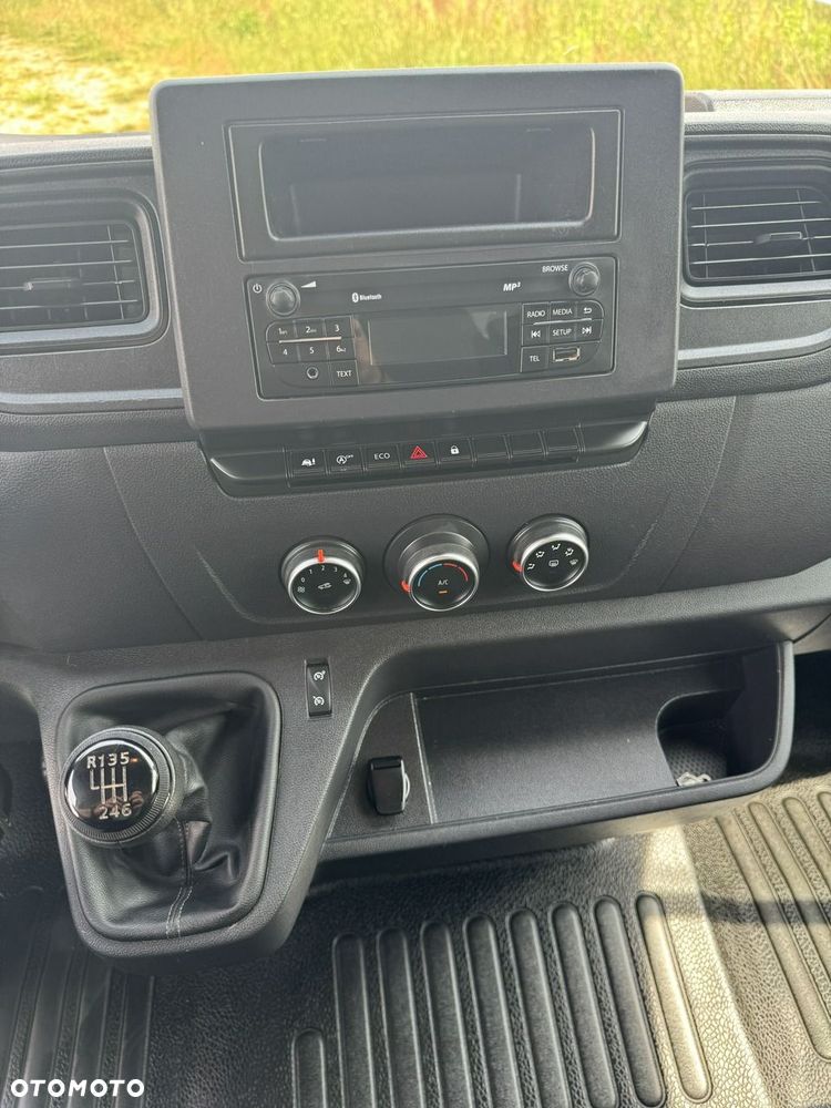 Renault Master - 16