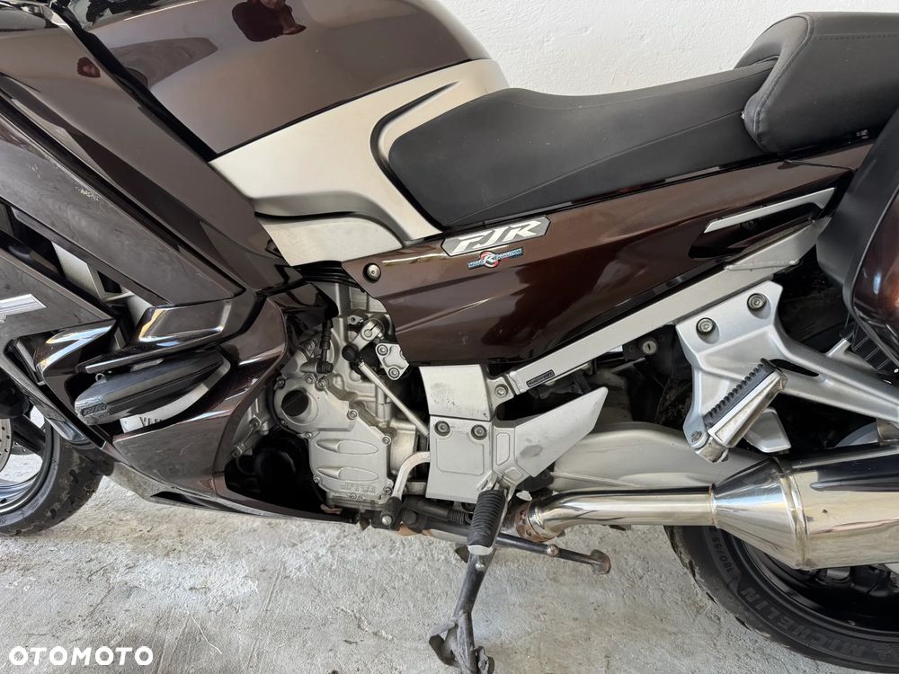 Yamaha FJR - 33