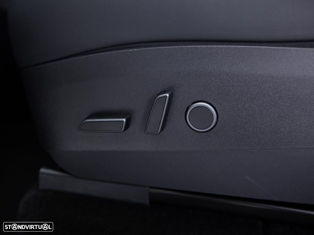 Tesla Model Y Long Range Tração Integral - 19
