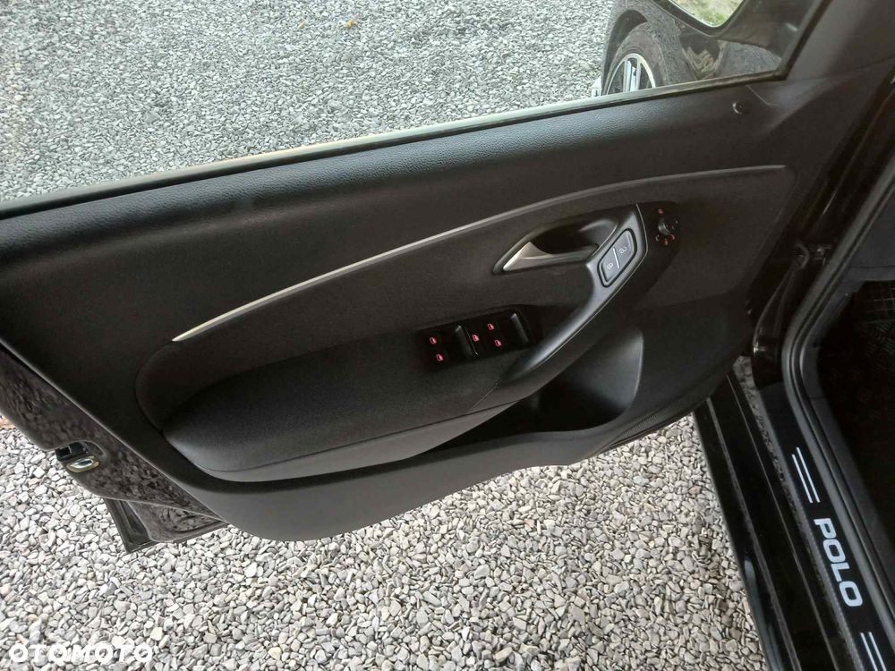 Volkswagen Polo - 13