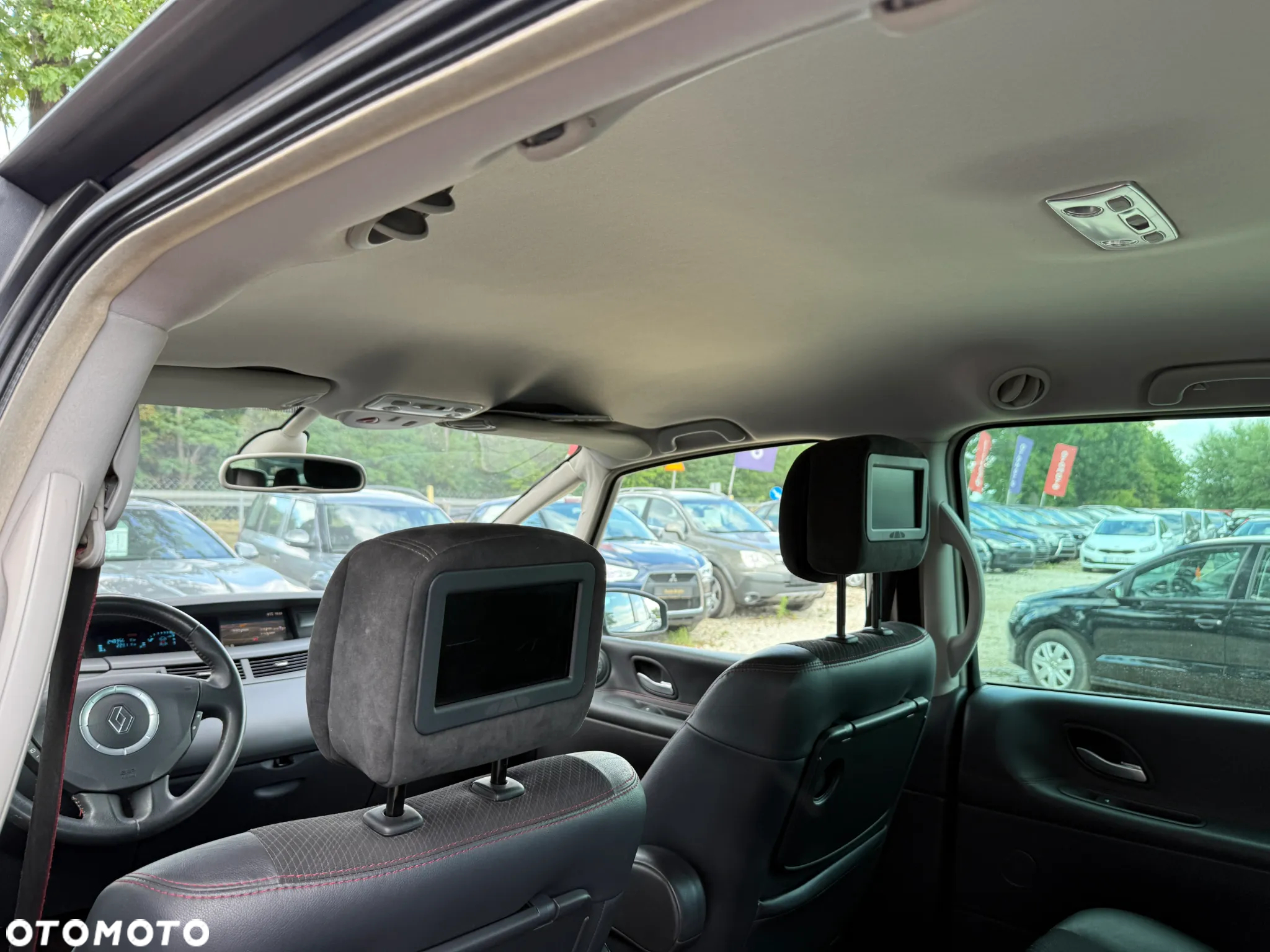 Renault Espace 2.0T Privilege - 32