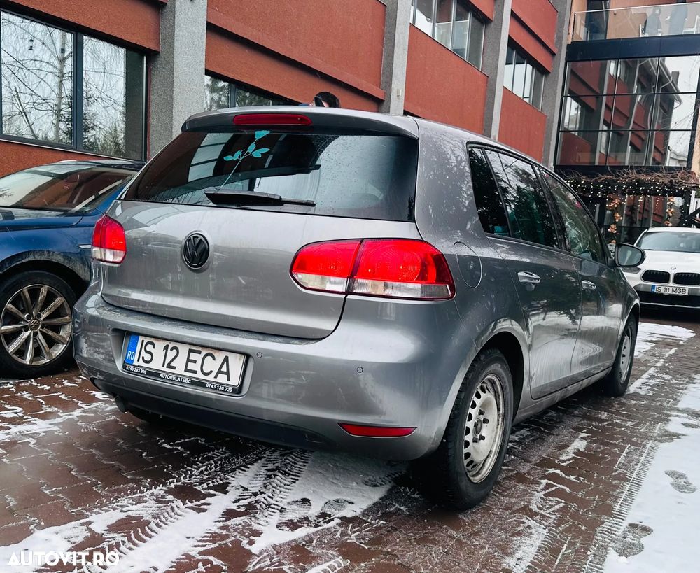 Volkswagen Golf 1.6 TDI DPF DSG Exclusive - 13